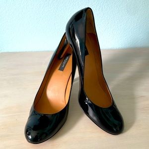 Ann Taylor patent leather black pumps US size 8.5 M